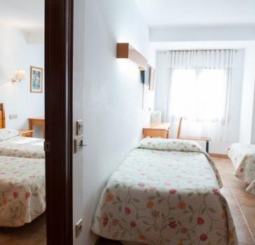 chambre-quadruple/benasque-1-3-8-198.jpg