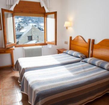 chambre-double/benasque-1-3-7-192.jpg