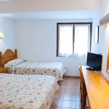 chambre-double/benasque-1-3-7-194.jpg