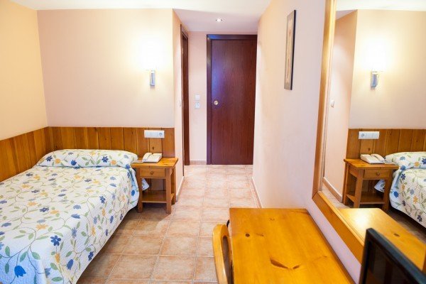 habitacion-individual/benasque-1-3-41-189.jpg